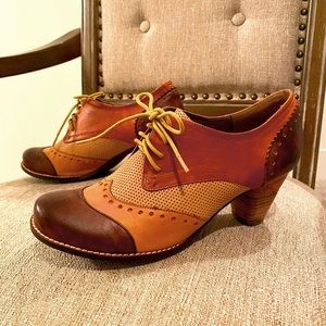 Spring Step L’artiste Oxford Shoes - Bardot Brogue Heels